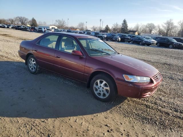 1999 Toyota Camry LE