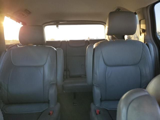 2004 Toyota Sienna XLE