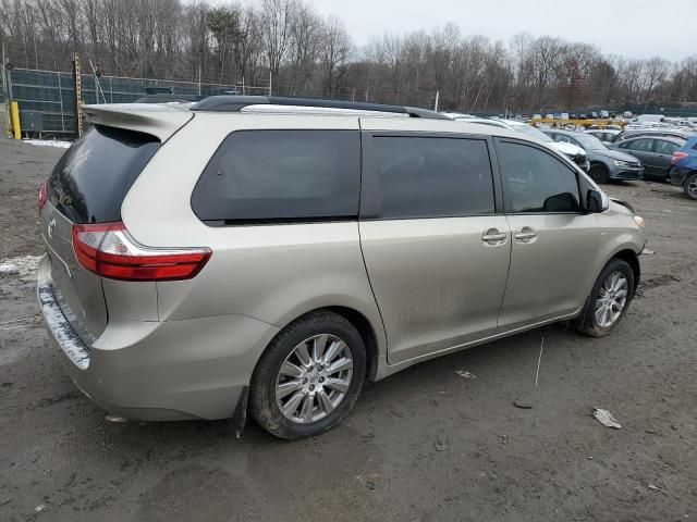 2017 Toyota Sienna XLE