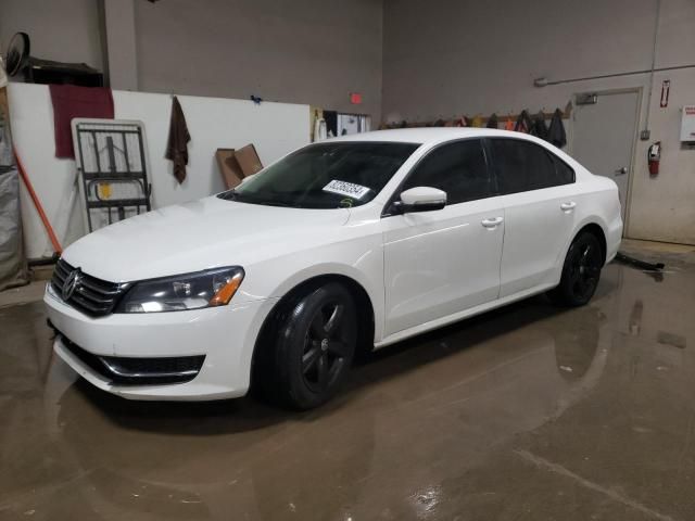 2013 Volkswagen Passat S