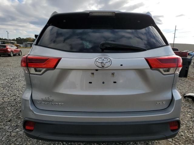 2018 Toyota Highlander SE