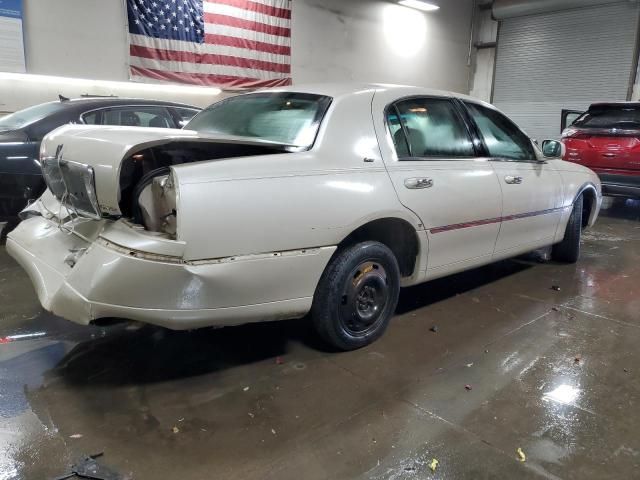 2003 Lincoln Town Car Cartier