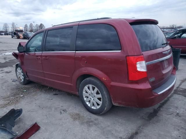 2016 Chrysler Town & Country LX