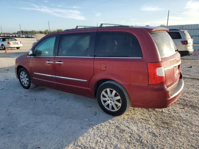 2012 Chrysler Town & Country Touring L