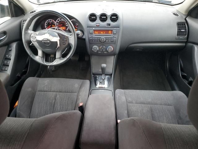 2011 Nissan Altima Base