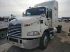 2016 Mack 600 CXU600