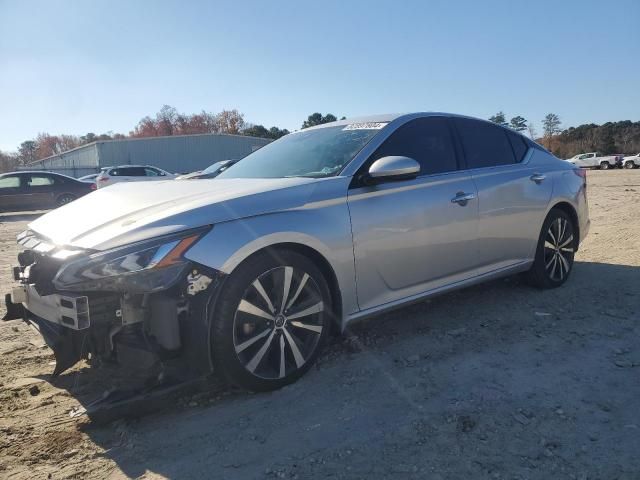 2019 Nissan Altima SV