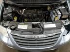 2006 Chrysler Town & Country LX