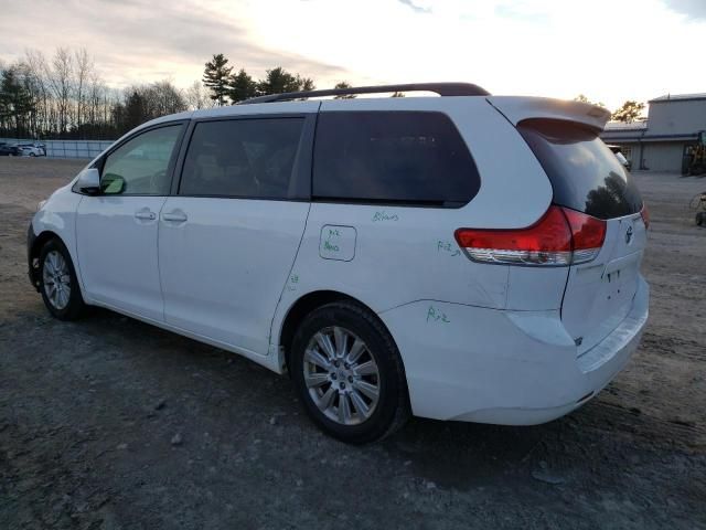 2012 Toyota Sienna XLE