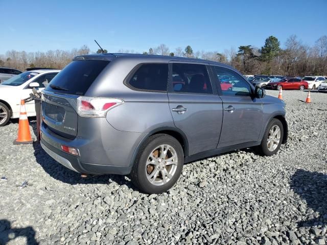 2015 Mitsubishi Outlander SE