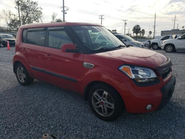 2011 KIA Soul +