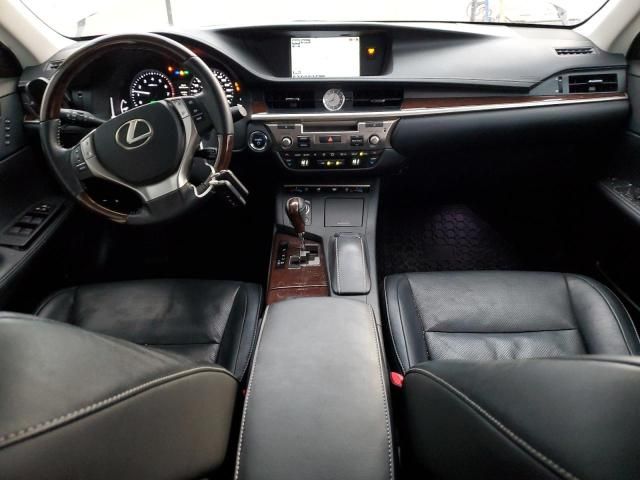 2015 Lexus ES 300H