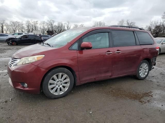 2011 Toyota Sienna XLE