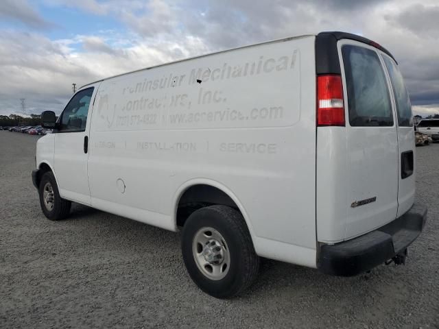 2022 Chevrolet Express G2500