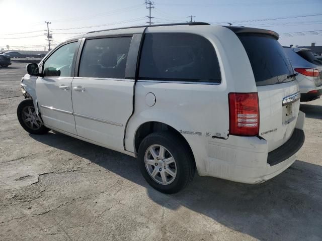 2010 Chrysler Town & Country Touring