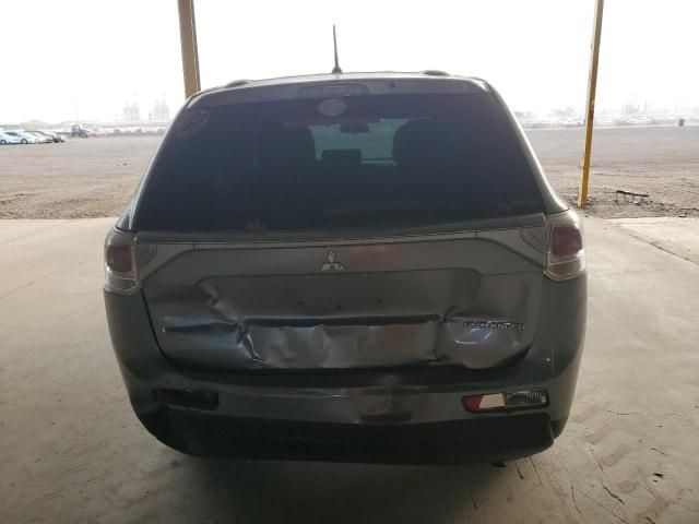 2014 Mitsubishi Outlander SE