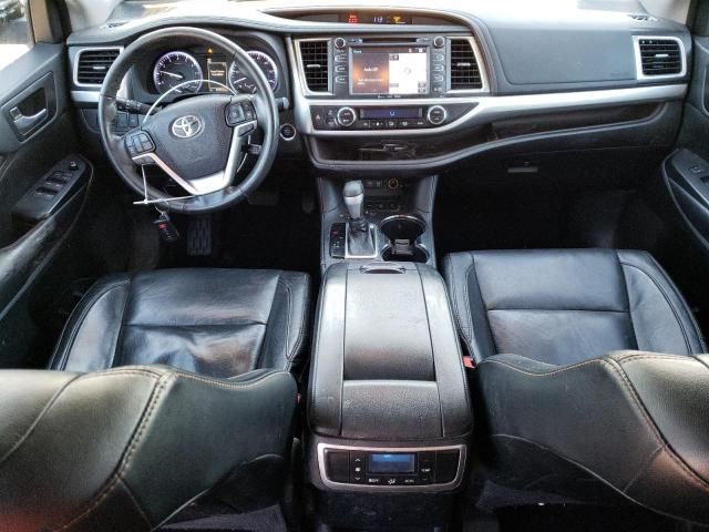 2018 Toyota Highlander SE