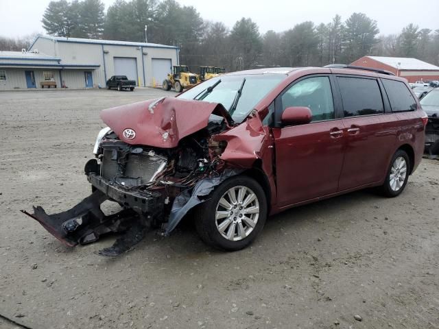 2017 Toyota Sienna XLE