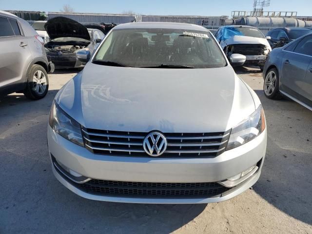 2014 Volkswagen Passat SE