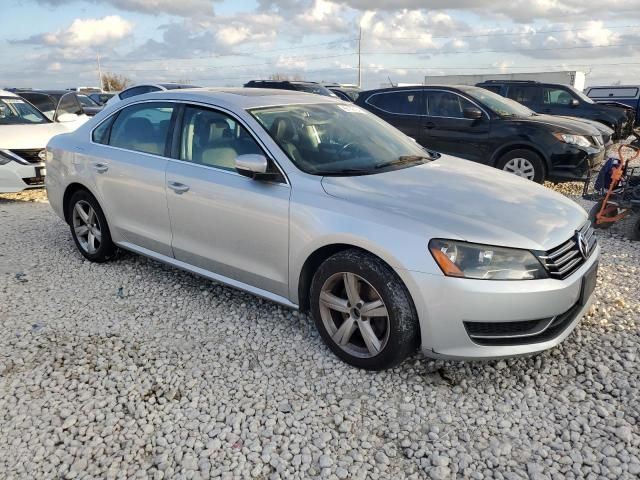 2013 Volkswagen Passat SE