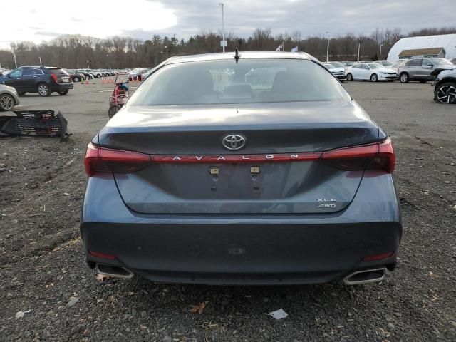 2021 Toyota Avalon XLE