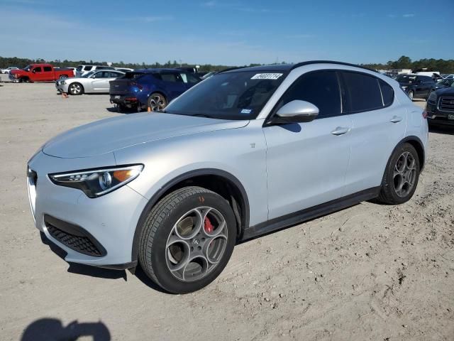 2022 Alfa Romeo Stelvio TI