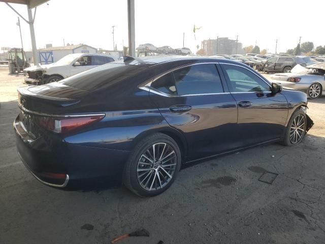 2024 Lexus ES 300H Base