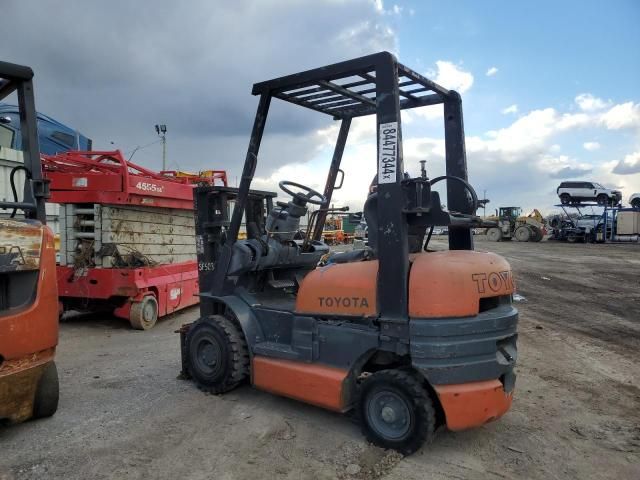 1998 Toyota Fork Lift