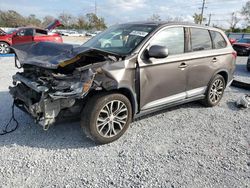 Mitsubishi Vehiculos salvage en venta: 2017 Mitsubishi Outlander SE