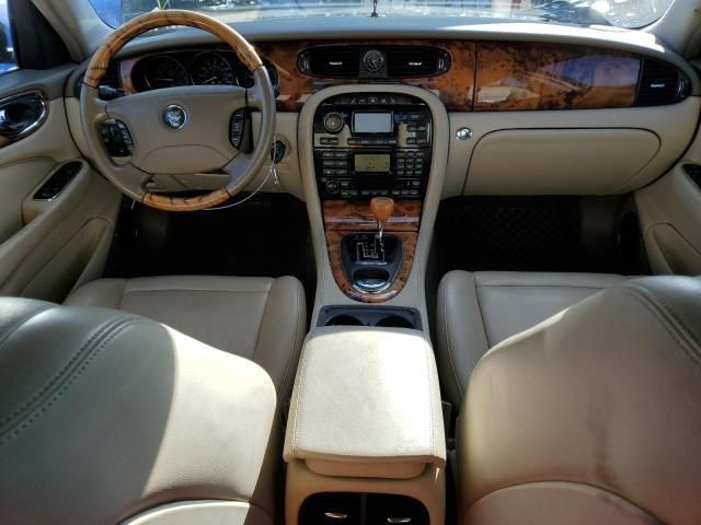 2004 Jaguar XJ8