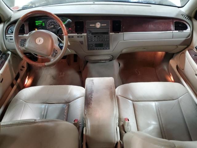 2003 Lincoln Town Car Cartier