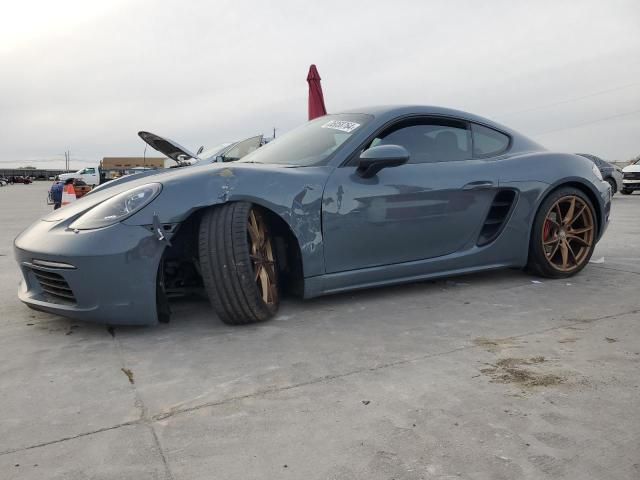 2018 Porsche Cayman