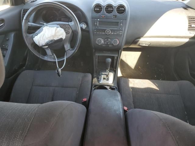 2011 Nissan Altima Base