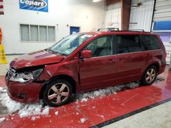 Salvage cars for sale from Copart Angola, NY: 2011 Volkswagen Routan SE