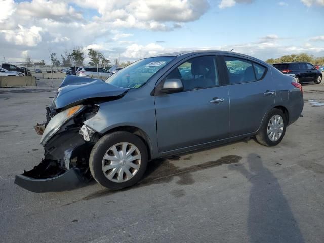 2013 Nissan Versa S