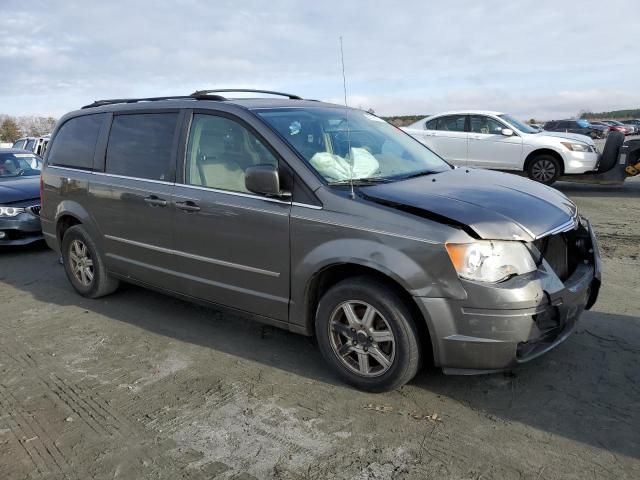 2010 Chrysler Town & Country Touring