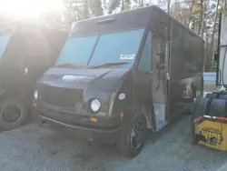 Freightliner Chassis m Line walk-in va salvage cars for sale: 2009 Freightliner Chassis M Line WALK-IN Van