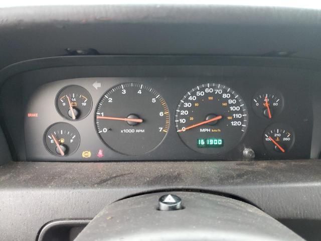 2000 Jeep Grand Cherokee Laredo