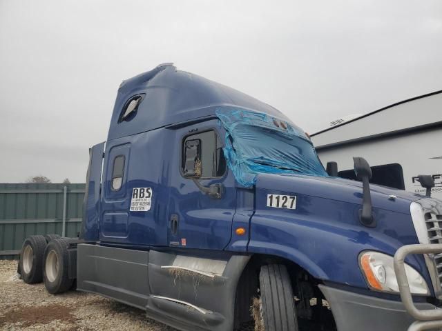 2016 Freightliner Cascadia 125