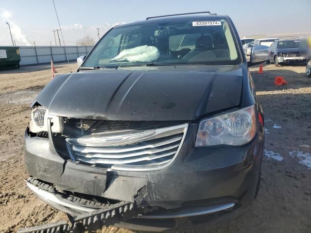 2015 Chrysler Town & Country Touring L