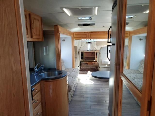 2004 Workhorse Custom Chassis Motorhome Chassis P3500