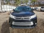 2017 Toyota Highlander SE