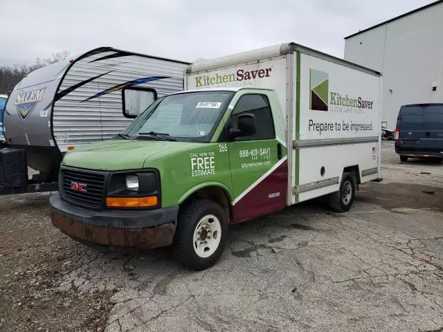 2009 GMC Savana Cutaway G3500