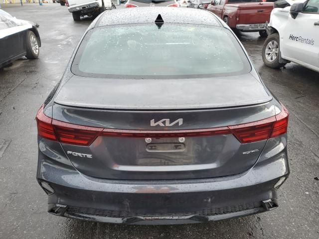 2023 KIA Forte GT Line