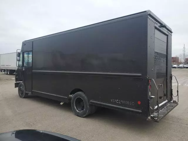 2009 Freightliner Chassis M Line WALK-IN Van