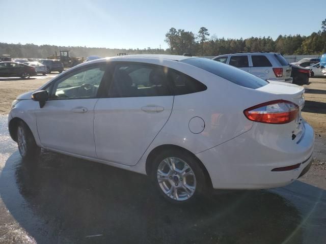 2015 Ford Fiesta SE