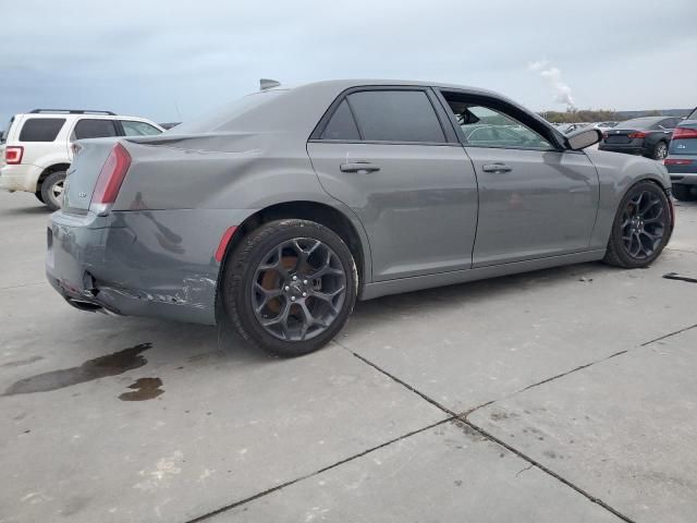 2019 Chrysler 300 Touring