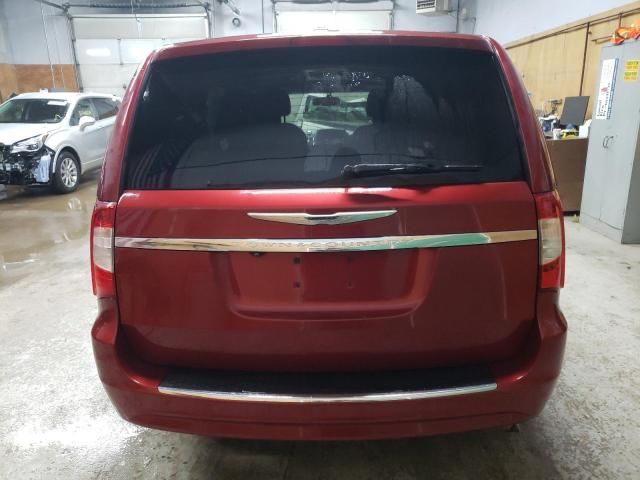 2012 Chrysler Town & Country Touring L