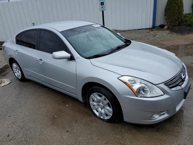 2010 Nissan Altima Base