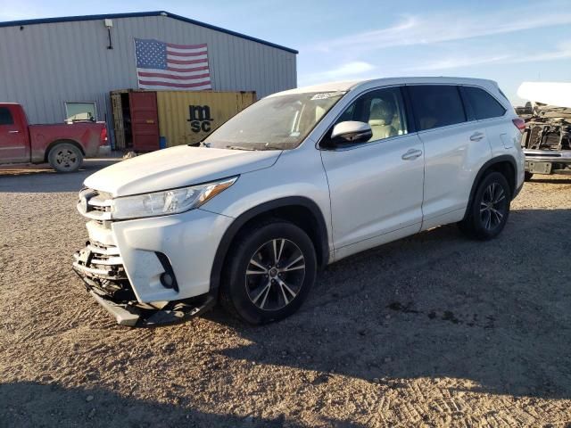 2018 Toyota Highlander LE